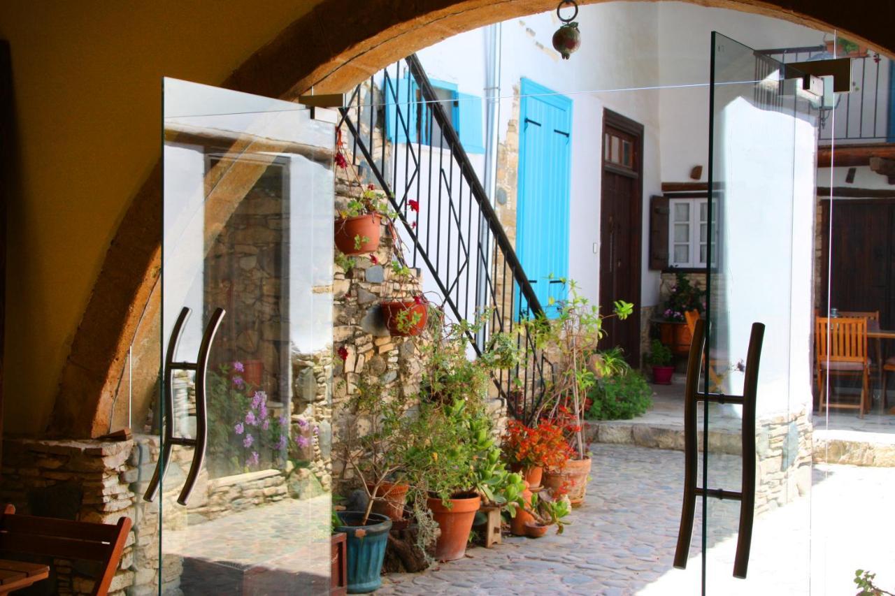 Bed and Breakfast Aperanti Agrotourism Pera Orinis Екстер'єр фото